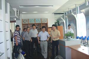 Welcome Wenzhou people's congress standing committee deputy director of Gaozhu zhuo & his team visit Donjoy.